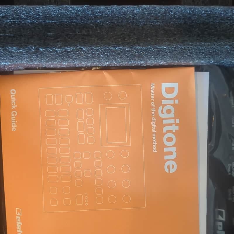 Mk1 Elektron Digitone 8-Voice Digital Synthesizer 2017 - 2024 - Black