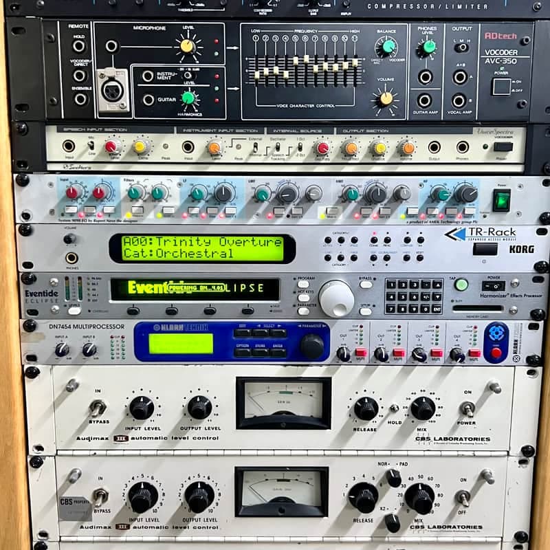 Klark Teknik DN-7454 Multiprocessor rack effects processor reverb
