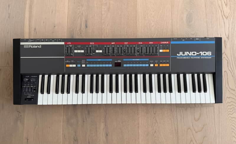 Roland Juno-106 61-Key Programmable Polyphonic Synthesizer 1984 - 1985 - Black (Serviced / Warranty / Roland Case / Literature)