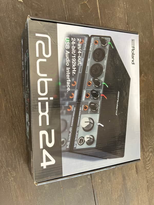 Roland Rubix 24 2x4 USB Audio Interface Black - Like New