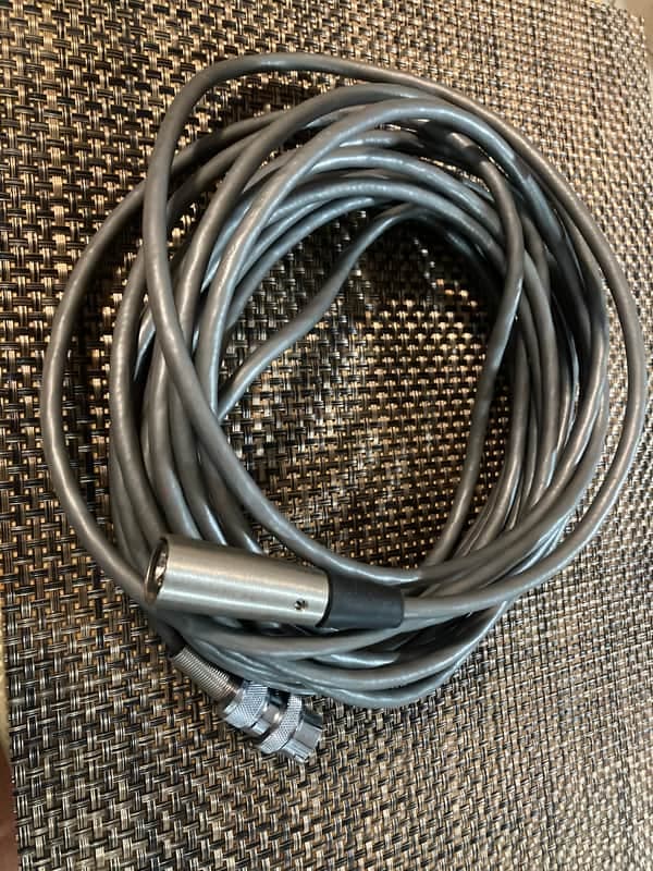 Shure ElectroVoice 4 pin to 3 pin XLR adaptor cable for older Shure & EV microphone