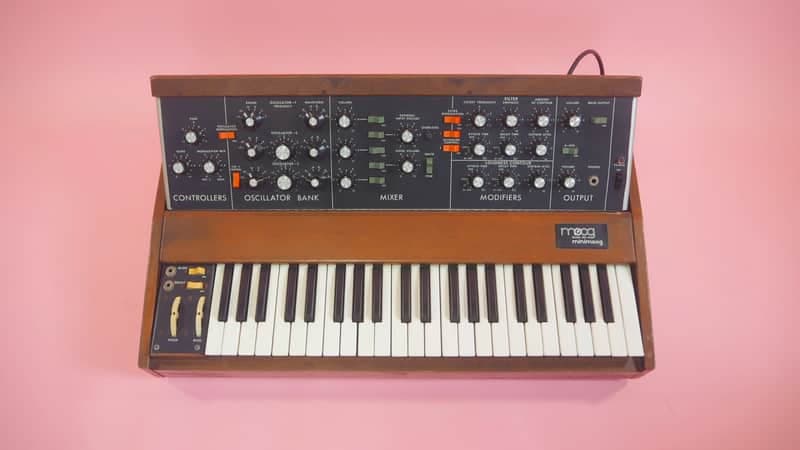 Moog Minimoog Model D serial 2xxx, pro serviced.