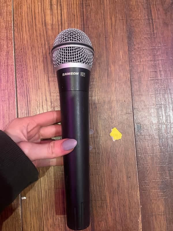 Samson Q7 Handheld Dynamic Microphone