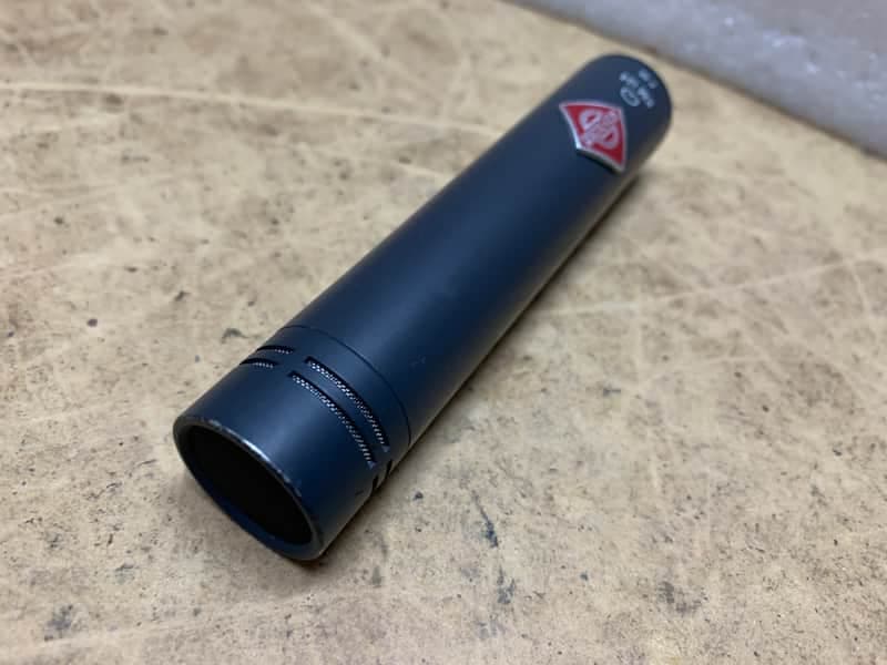 NEUMANN KM184 MICROPHONE/ BLACK/ AUTHENTIC NEUMANN!- MAKE OFFER!