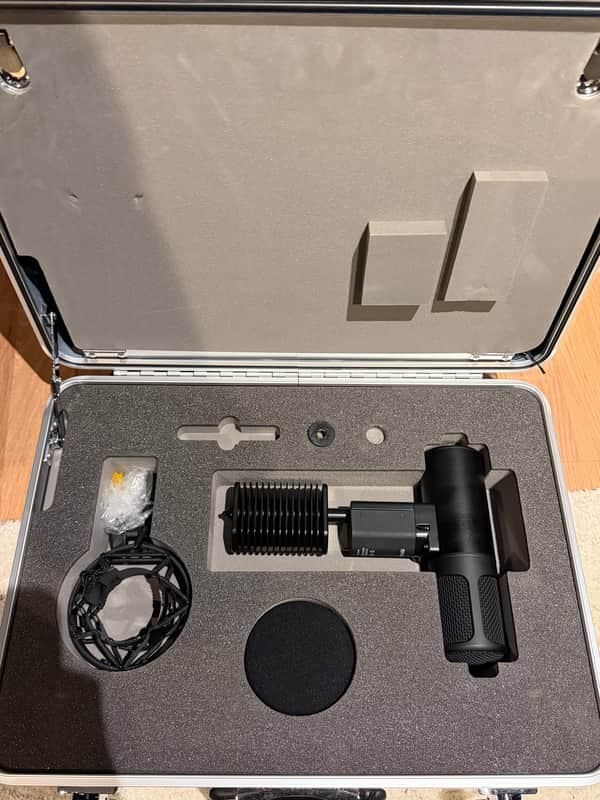 Sony C800G - Black