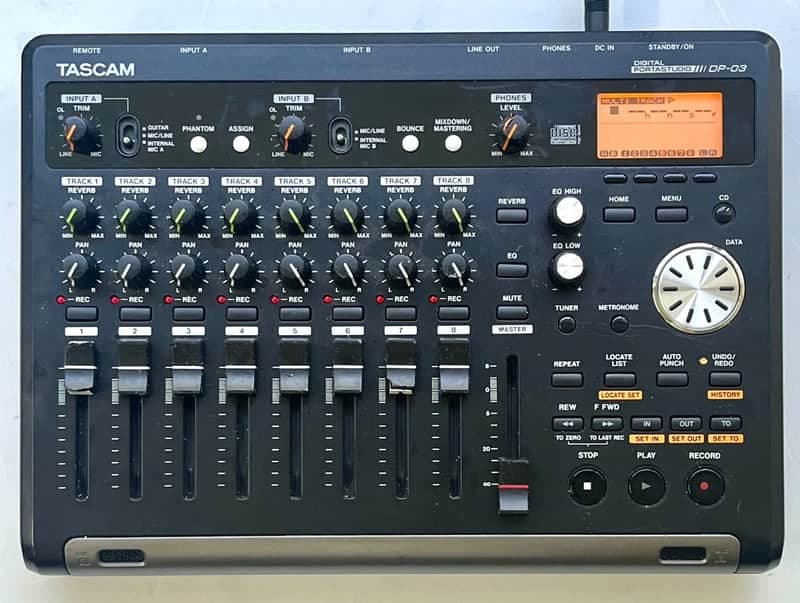 TASCAM DP-03SD 8-track Digital Portastudio Recorder 2017 - Present - Black