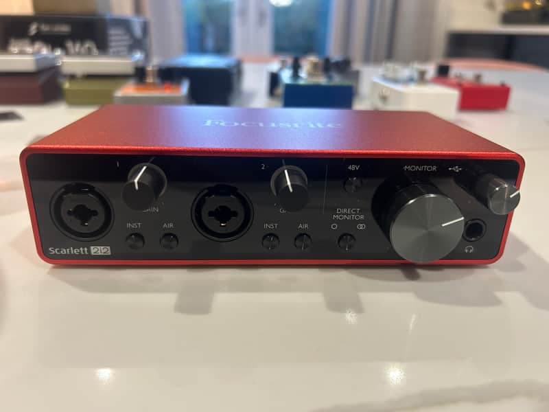 Focusrite Scarlett Solo 3rd Gen USB Audio Interface 2019 - Present - Red / Black