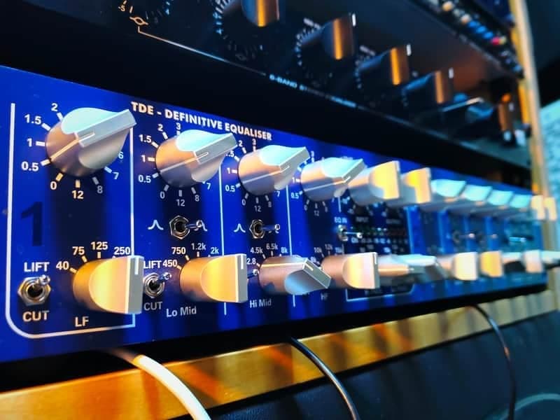 TFPro P9 Mastering Equalizer