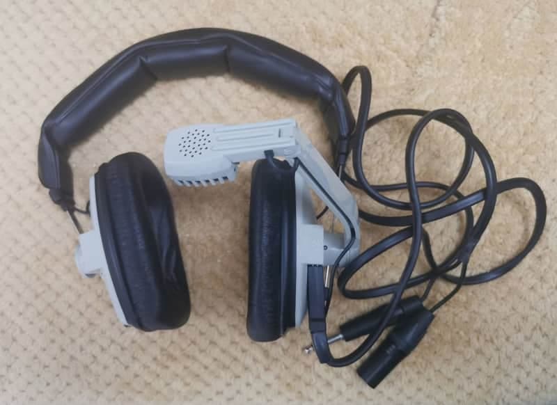 Beyerdynamic DT 109 400Ohm headphones, white, mint condition.
