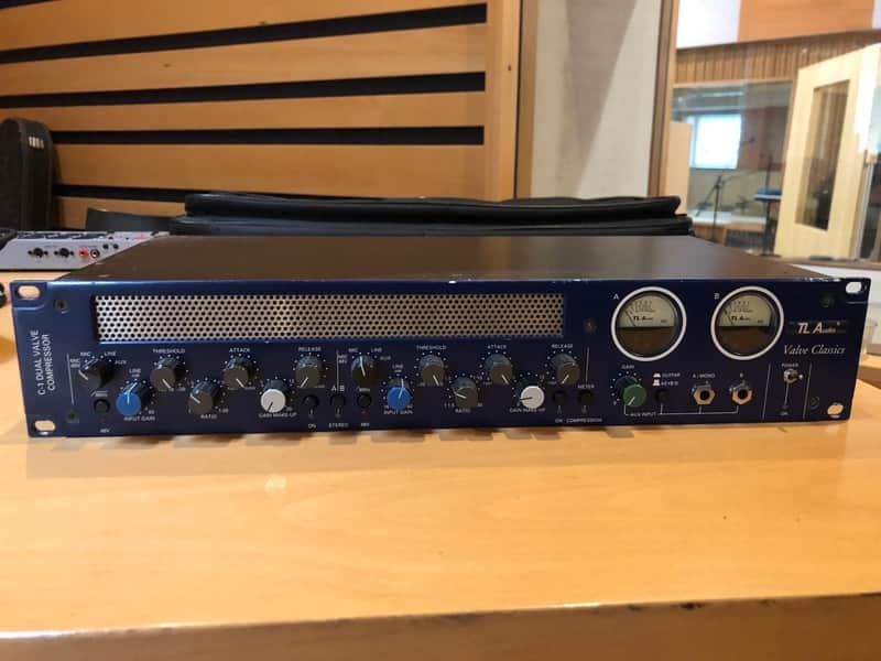 TL Audio C1 - Dual Valve Compressor 2004 blue