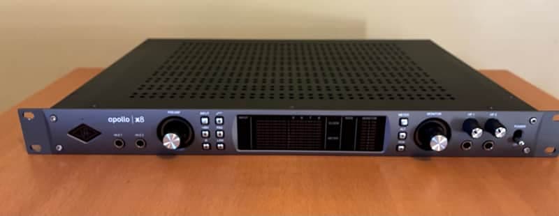 Universal Audio Apollo x8 Thunderbolt 3 Interface