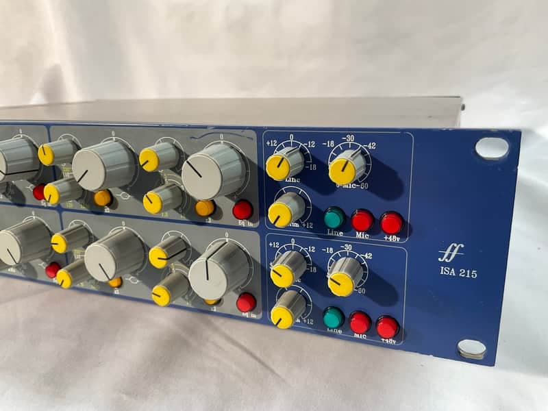 Focusrite ISA 215 DUAL MONO PREAMP.EQ . VINTAGE