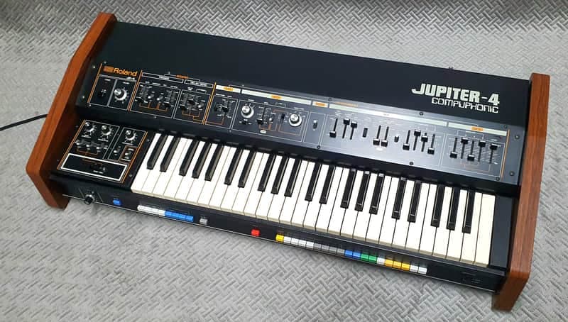 Roland Jupiter-4 ✅MIDI upgrade optional ✅ORIGINAL STATE - Legendary early Compunicator Synth ✅ Raw & Screaming 70s Analog Power ✅ Fully Checked & Cleaned ✅ Iconic Thick Chorus Engine ✅ Worldwide Shipping - Roland Jupiter 4