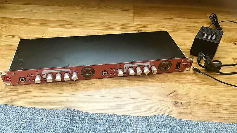 SM Pro Audio SM Pro Audio TC02 Dual Channel Tube Preamp 2008 -2012