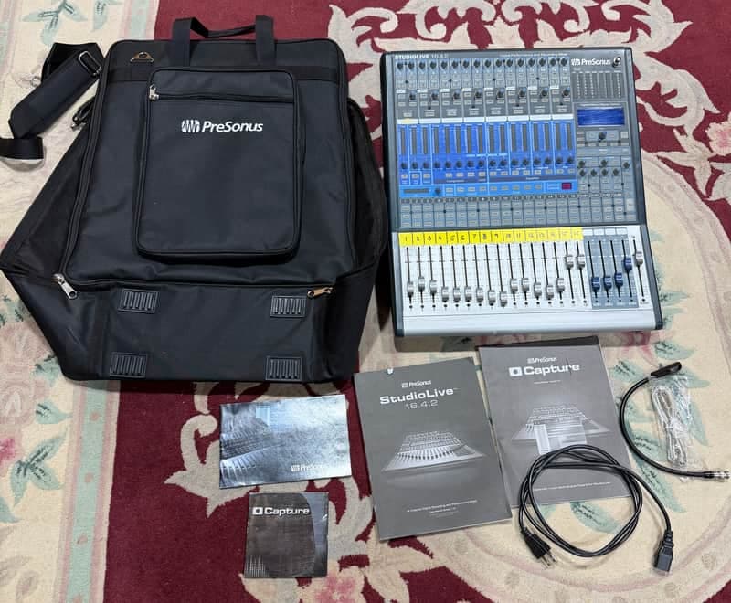 Presonus StudioLive 16.4.2 16-Ch.Performance and Recording Digital Mixer Package