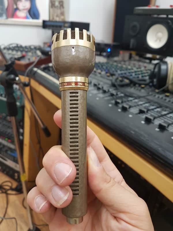 AKG D19 metà anni 60 - silver / Gold