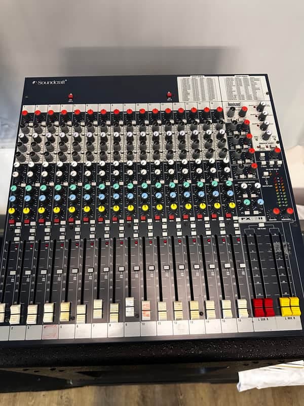 Soundcraft FX16ii 16-Channel Mixer with Lexicon Effects Processor - excellent condition