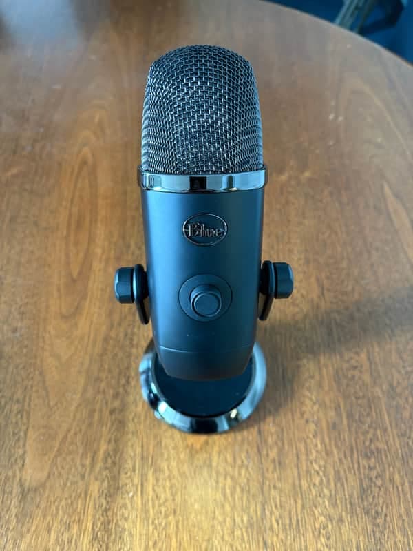 Blue Yeti Multipattern USB Microphone 2010s - Black/Silver