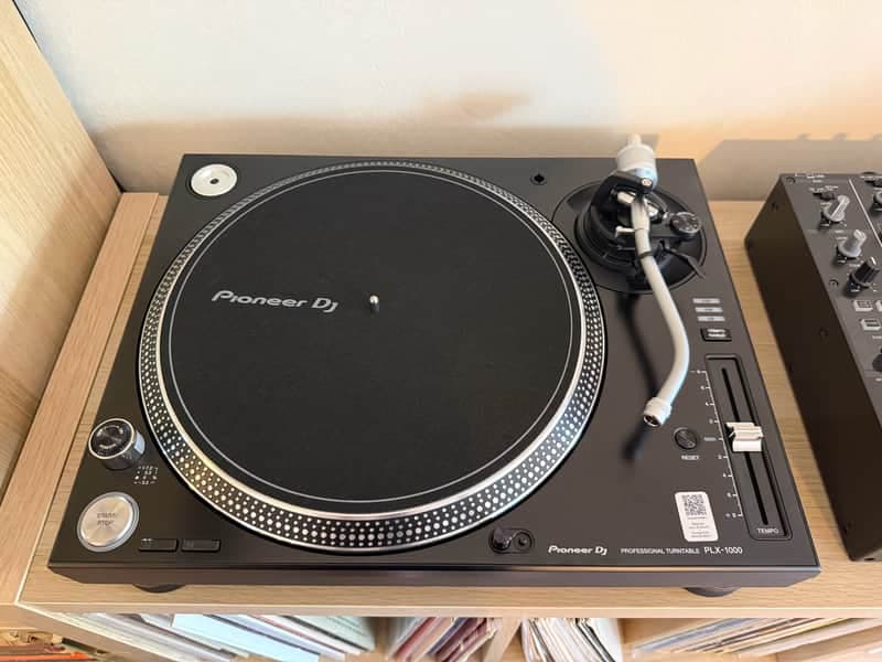 Pioneer PLX-1000 Direct Drive Turntable – Mint / Like New – Original Box