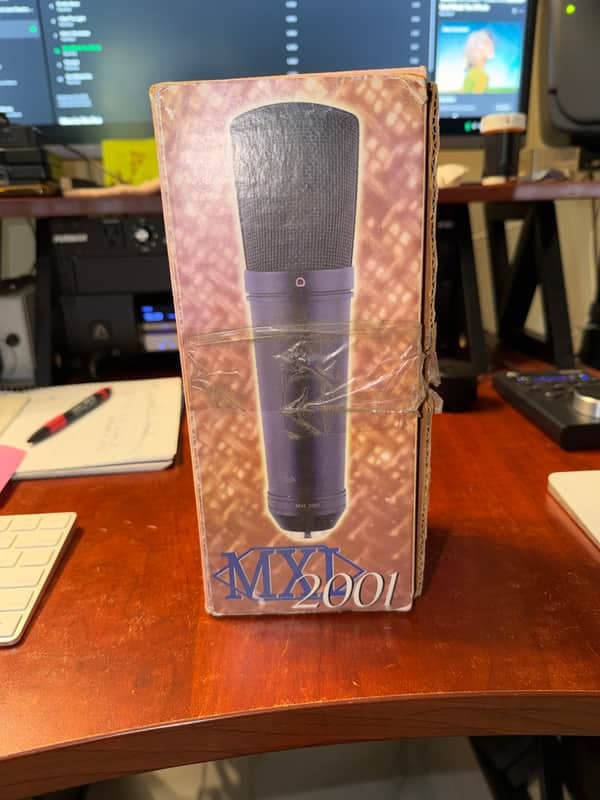 MXL MXL 2001 Condenser Microphone