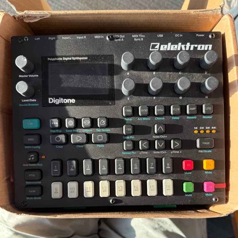 Elektron Digitone 8-Voice Digital Synthesizer 2017 - 2024 - Black