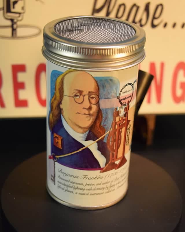 Lo Fi Soda Can Microphone - Graf's Cherry Soda, Benjamin Franklin-Wisconsin