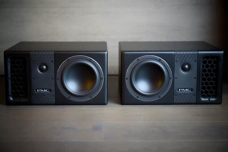 PMC PMC6 Powered Studio Monitors