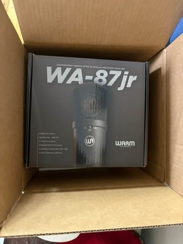 Warm Audio WA-87jr Large Diaphragm Multipattern Condenser Microphone 2020 - Present - Black