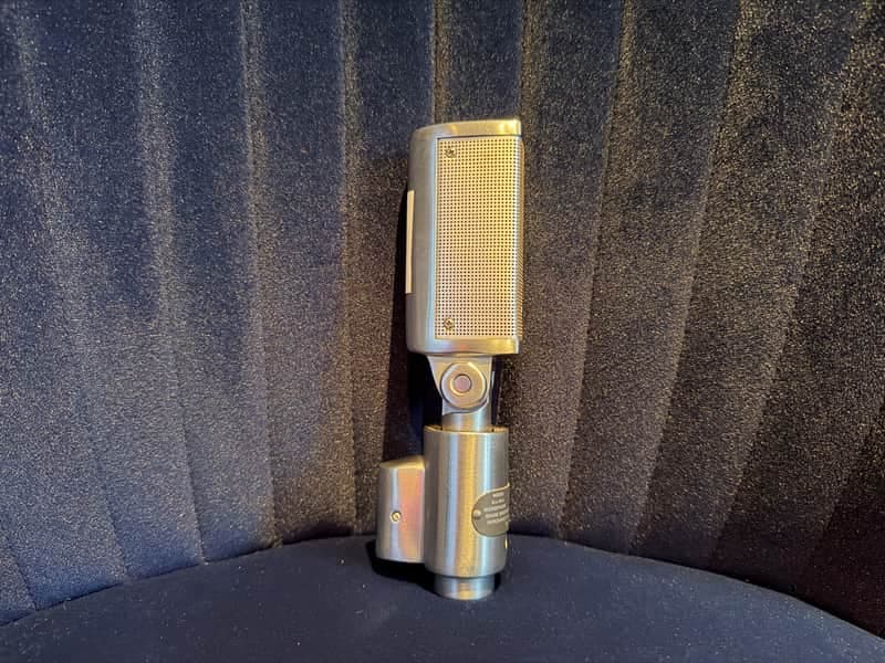 Shure Uniron Supercardioid Ribbon Mic mid-50s to mid-80s