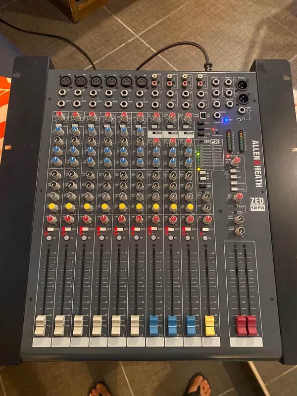 Allen & Heath ZED-12FX 12+2 Channel Mixer with Effects 2011 - Present - Black/Red