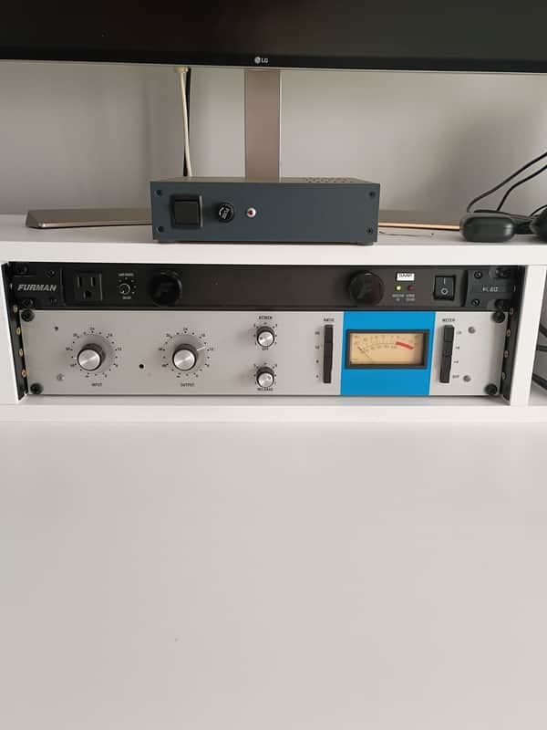Hairball Audio 1176 Rackmount FET Compressor Rev A Blue Stripe