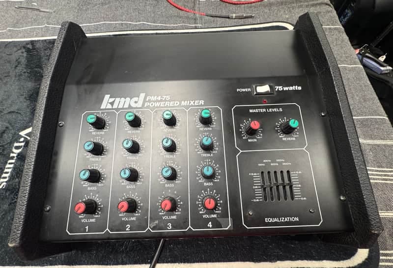 KMD PM4-75 Powered Mixer.