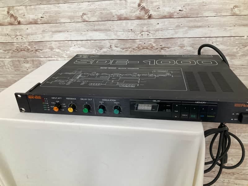 Used Roland SDE-1000 Digital Delay