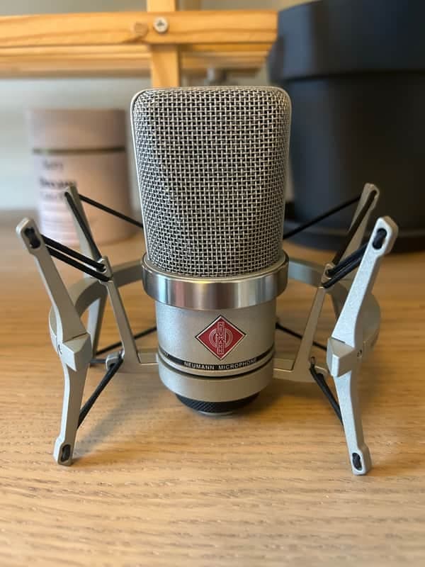 Neumann TLM 102 Studio Set with Shockmount 2013 - Present - Nickel