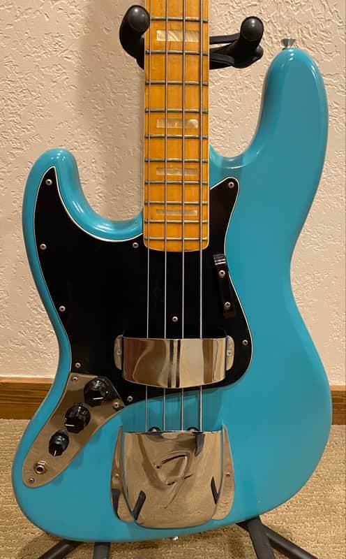 Fender Jazz Bass 3-Bolt Left-Handed with Maple Fretboard 1976 - RARE & Super Clean!