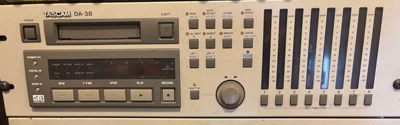 TASCAM Da-38 90’s