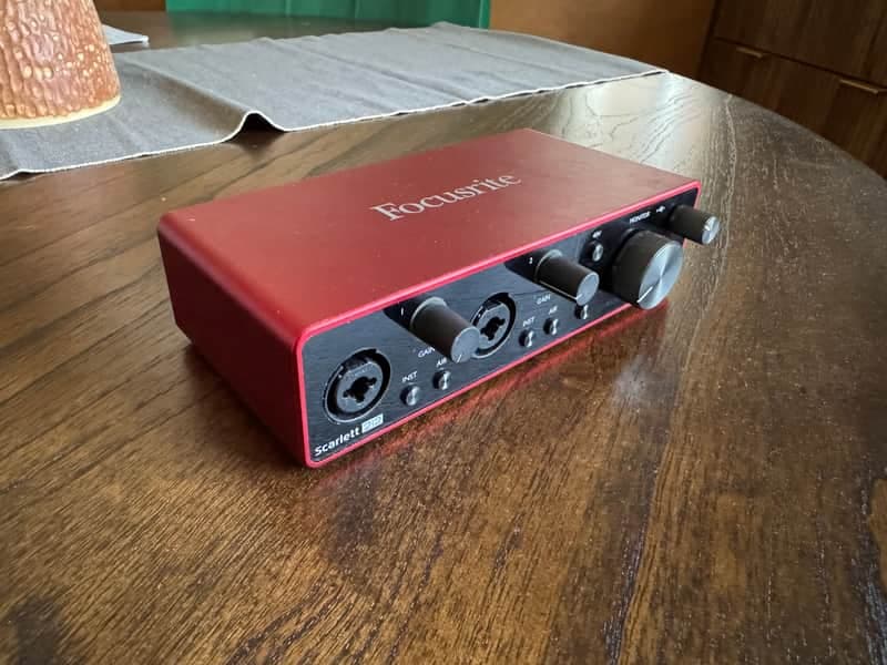Focusrite Scarlett 2i2 3rd Gen USB Audio Interface 2019 - Present - Red / Black