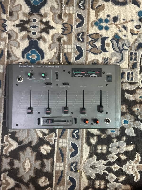 Radio Shack SSM-60 stereo sound mixer - Silver