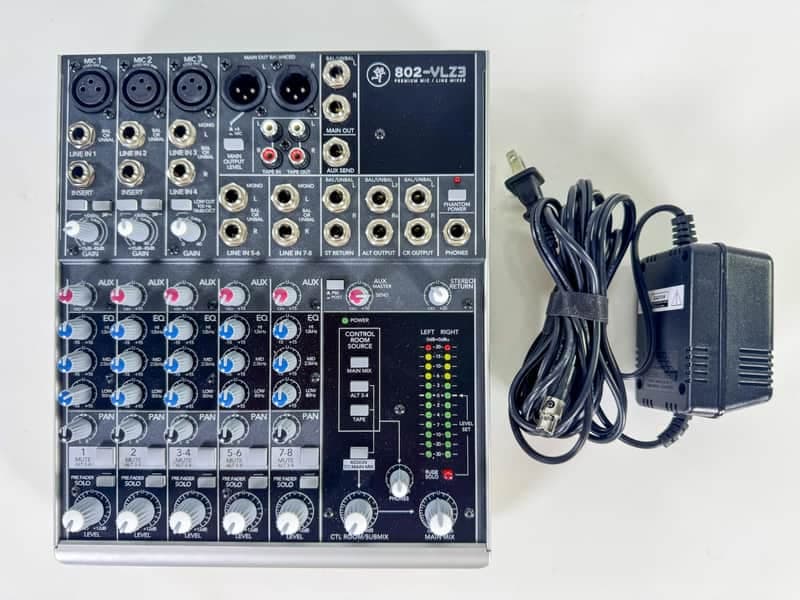 Mackie 802-VLZ3 Premium Mic/Line Mixer with Original Power Supply