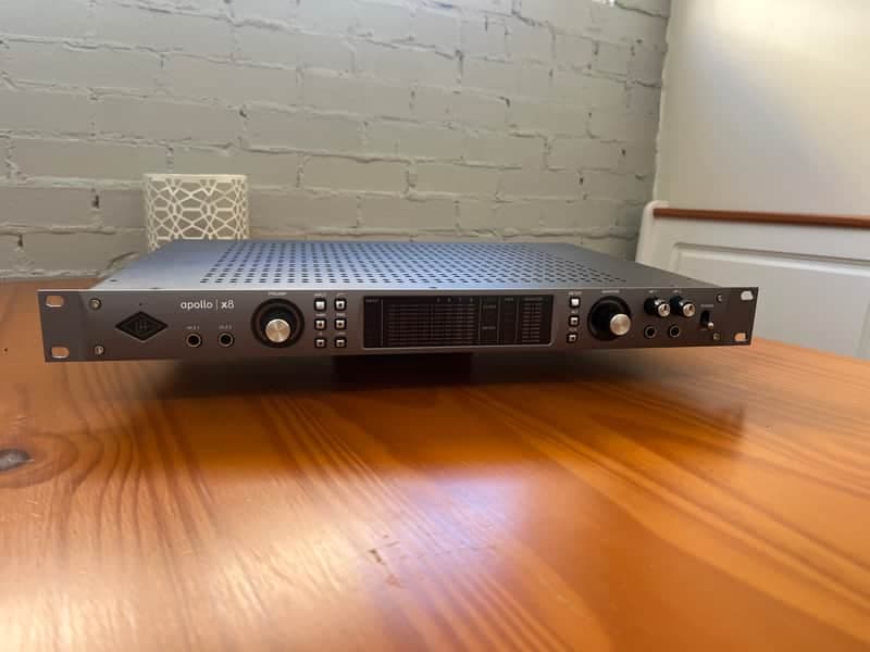 Universal Audio X8
