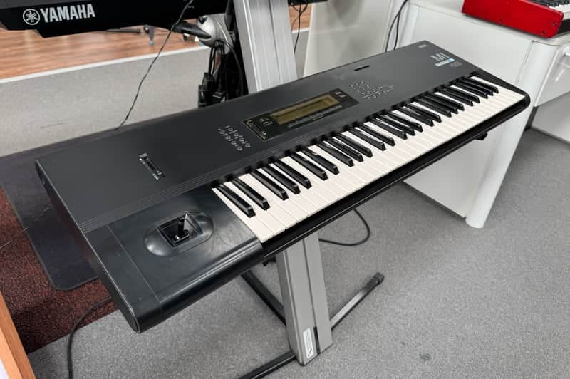 Korg M1 Music Workstation Synthesizer