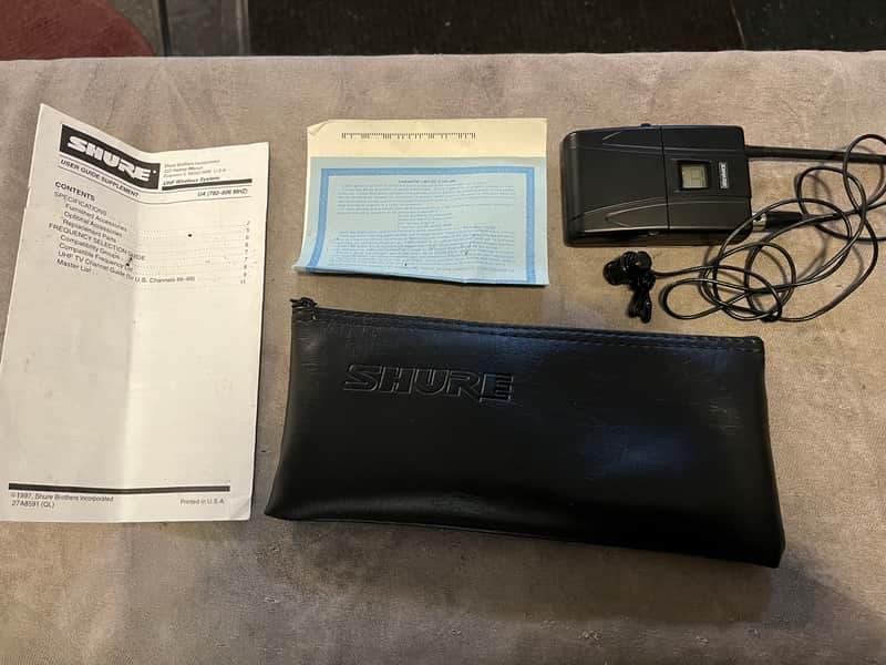 SHURE U1-UA WIRELESS TRANSMITTER w/ WL185 LAV MIC