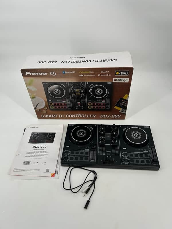 Pioneer DDJ-200 2-Channel WeDJ Smart DJ Controller 2019 - Present - Black