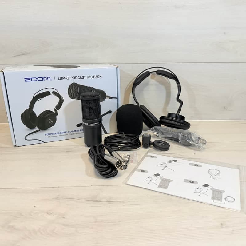 Zoom ZDM-1 Podcast Mic Pack Complete Bundle w/ Headphones, Stand, Cable – Like New 2025