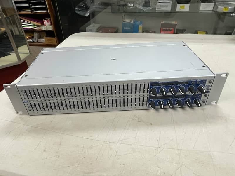 PreSonus Digital Audio 24-Bit Digital 31 Band Graphic Equalizer DEQ624