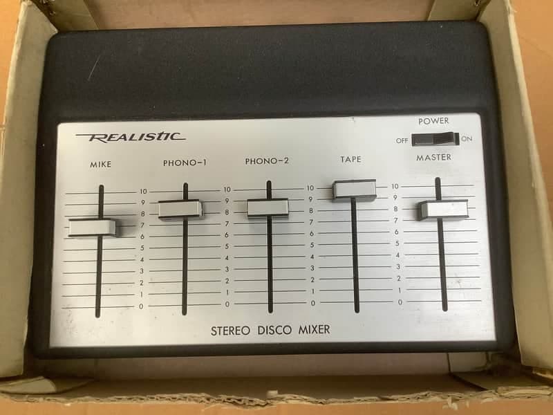 Realistic Vintage made in Japan mixer disco stereo portable mixing desk NOS
