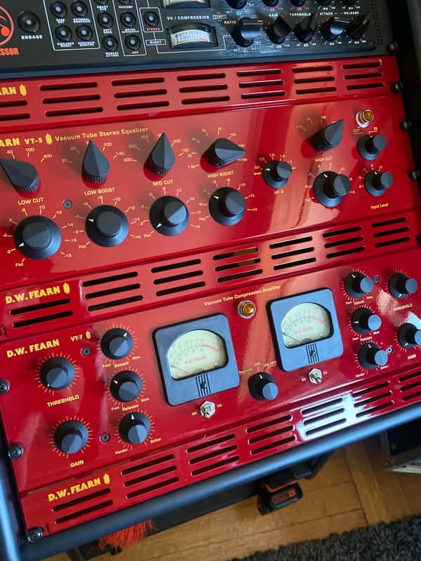 D.W. Fearn VT-5 Stereo Tube Equalizer 2010s - Red