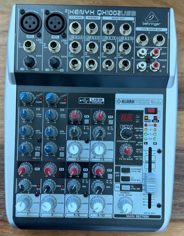 Behringer XENYX QX1002USB 2021 - Silver