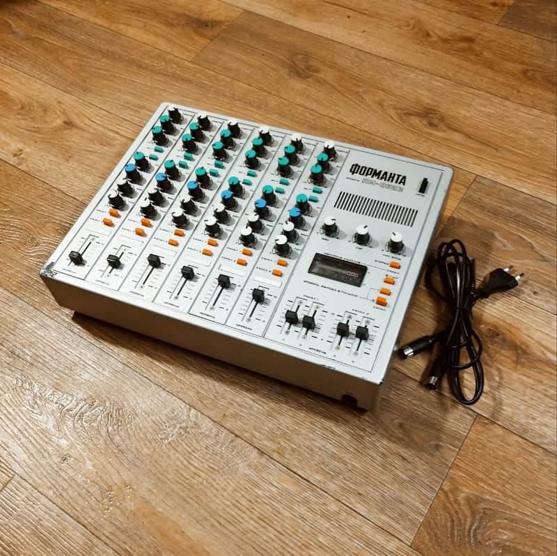 Formanta PM-0622 - soviet mixing console, 80s