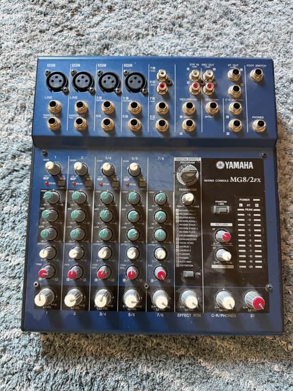 Yamaha MG8/2FX – Compact Mixer w/ Effects